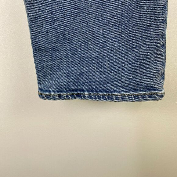 GAP Denim Light Wash Distressed Crop Flare Jeans Womens Size 31 Tall - Picture 3 of 10